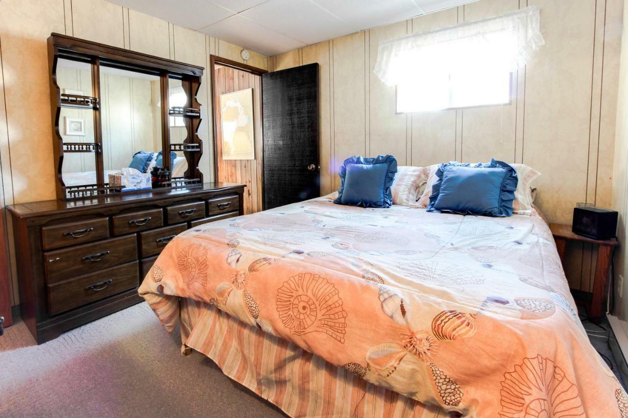 Scenic Bay Float Home Hideaway Athol エクステリア 写真
