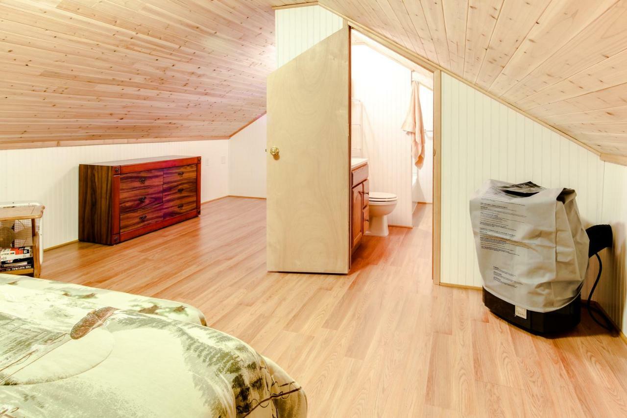Scenic Bay Float Home Hideaway Athol エクステリア 写真